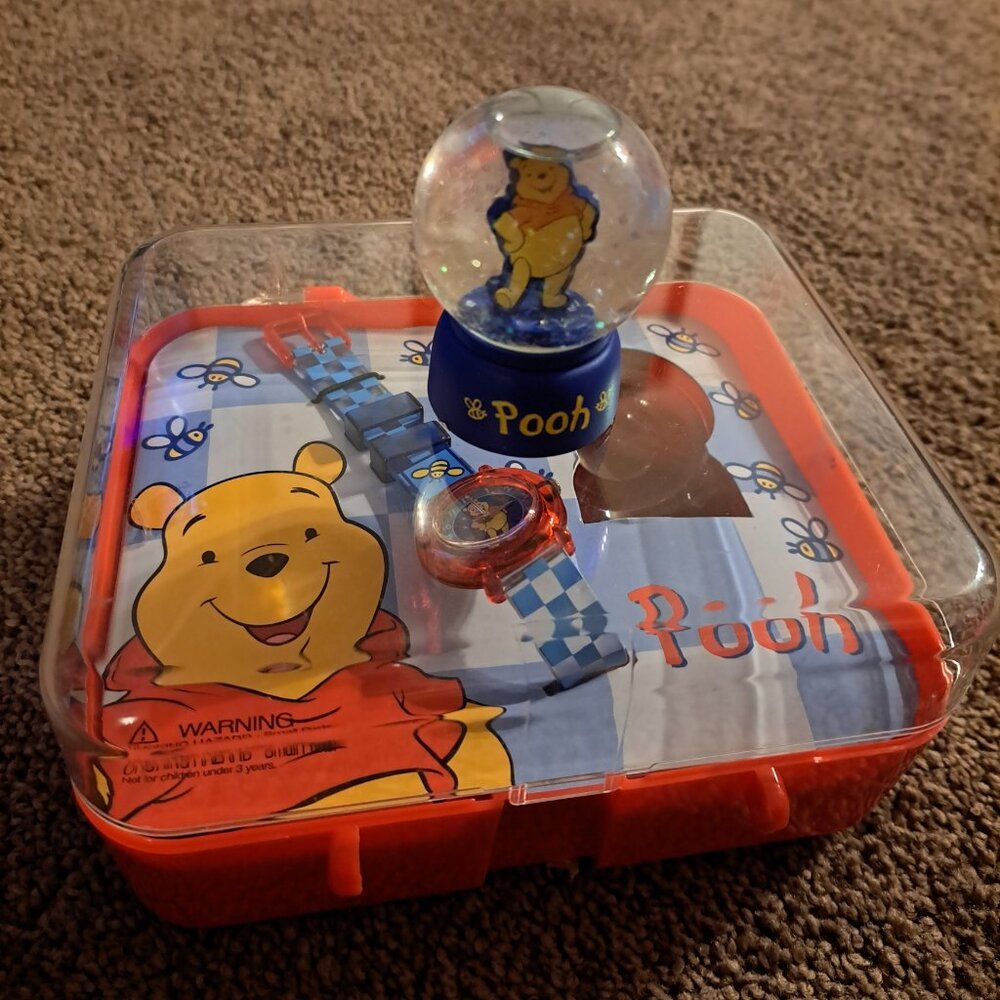 NIB Vintage SII Winnie The Pooh Watch &Snow Globe Set DISNEY - Picture 6 of 11